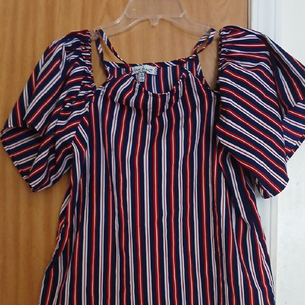New York & Company Red and White Puff Sleeve Blouse